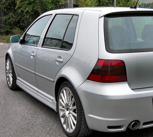 Side skirts for golf - vw,