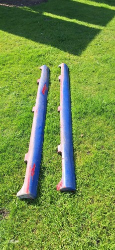 Genuine pair side skirts - pair,
